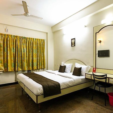 Akg Lodge Kanchipuram Esterno foto