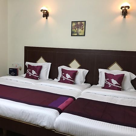 Akg Lodge Kanchipuram Esterno foto